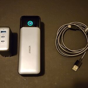 Anker Portable Power Bank in Silver with LED Display 24k